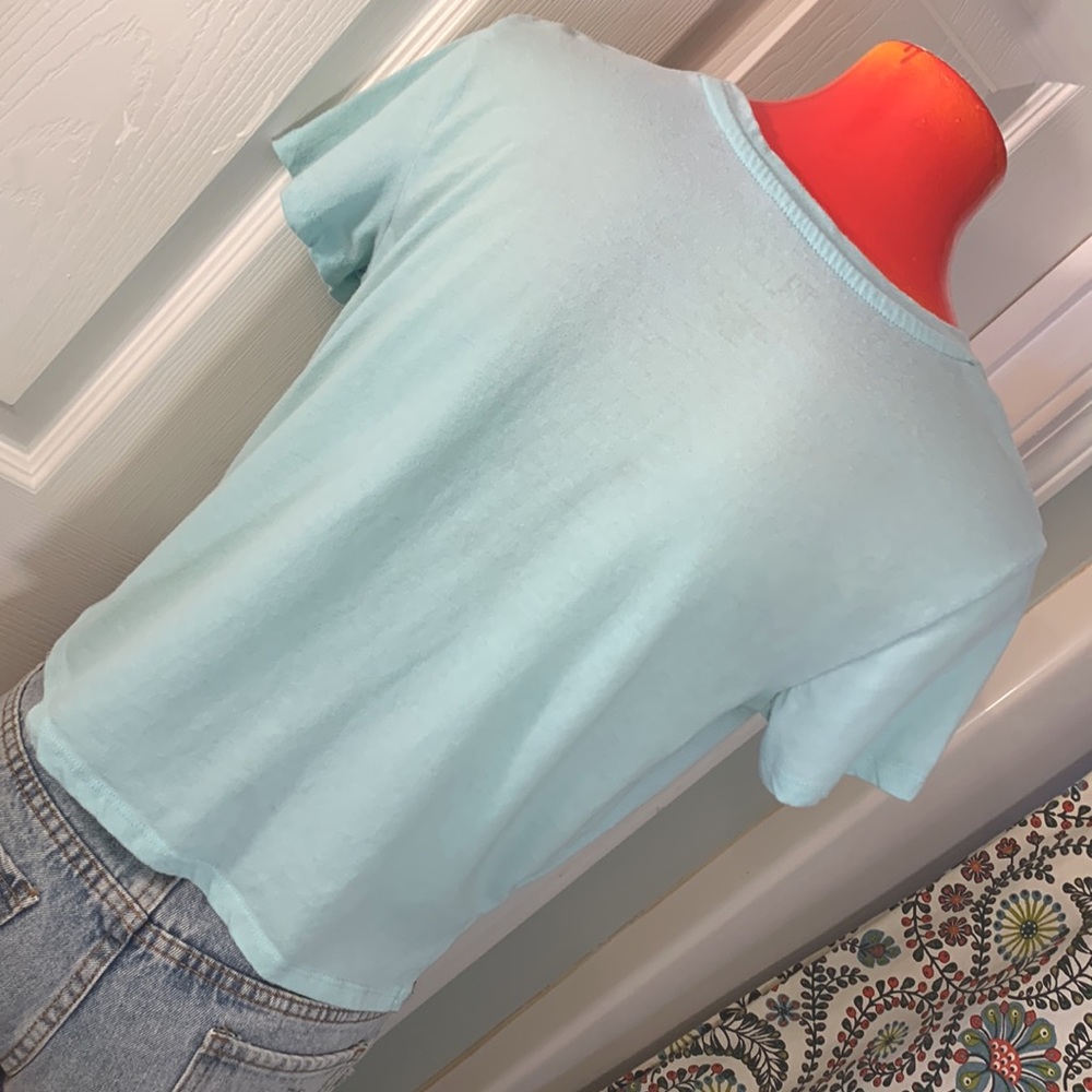 FREEZE LOVE YOUR PLANET Crop Top - Picture 5 of 9